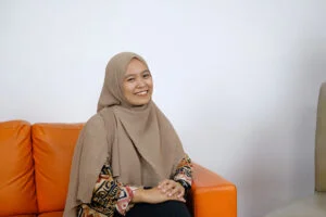 Alumni MEC Iin Mufarida